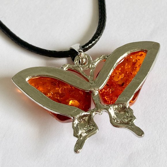 Vintage Honey Amber Butterfly Necklace Pendant Silver Plated Simulated 18" - Picture 2 of 10